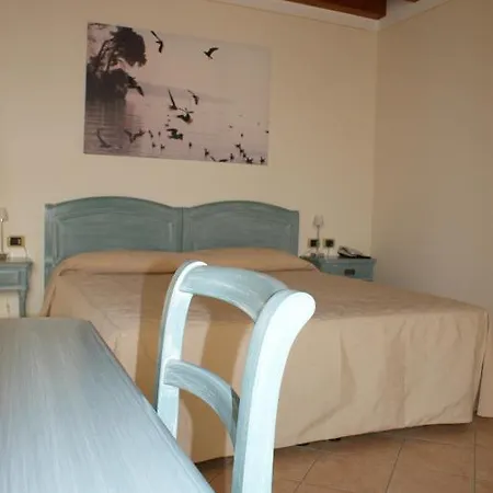 Relais Corte Pontigliardo Hotel *