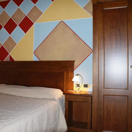 Relais Corte Pontigliardo Hotel *