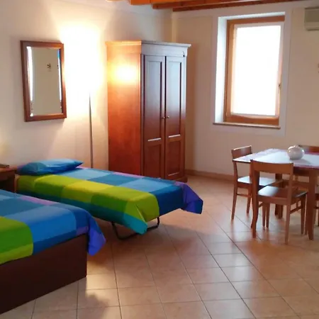 Relais Corte Pontigliardo * Cola (Verona)