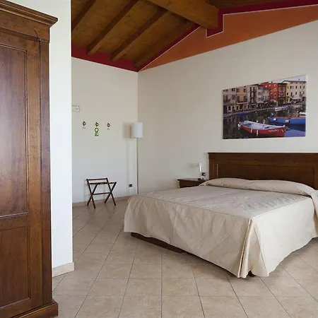 Relais Corte Pontigliardo Otel Colà