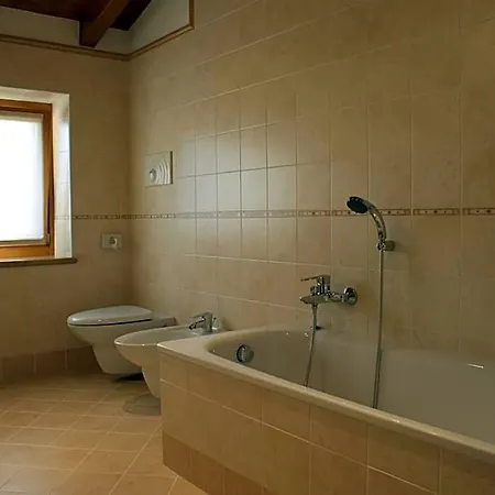 Relais Corte Pontigliardo Szálloda *