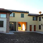 Relais Corte Pontigliardo فندق